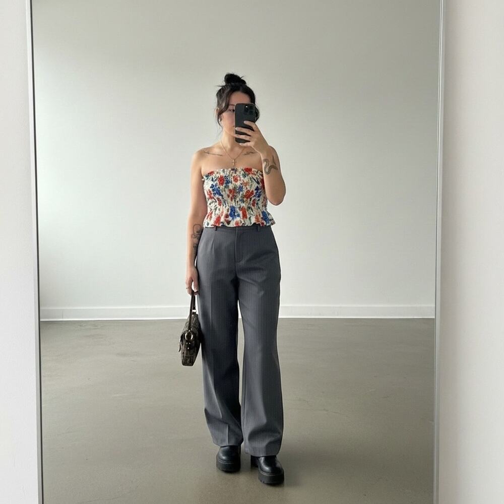 LA Hearts Gray Pinstripe Wide-Leg Twill Dress Pants Button Accent